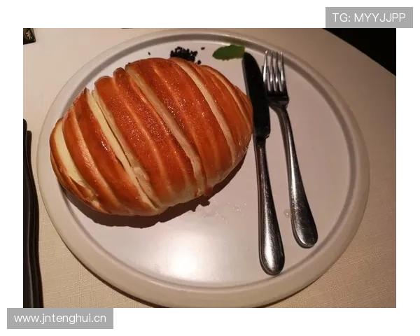 张本智和训练完直接冲去吃米其林，这胃是铁打的？